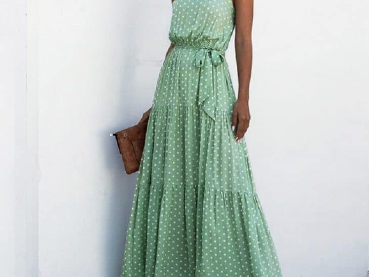 Conseils pour porter une robe longue quand on est petite