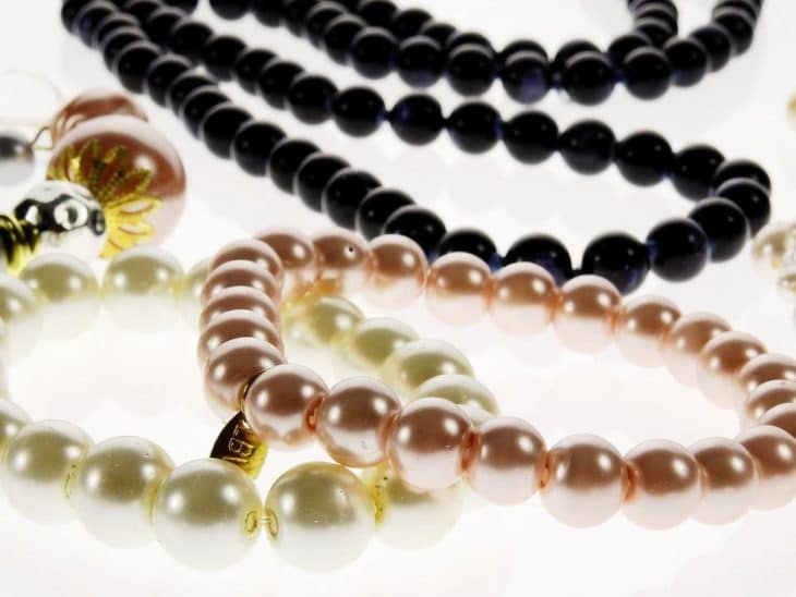Comment choisir des bracelets haute fantaisie ?